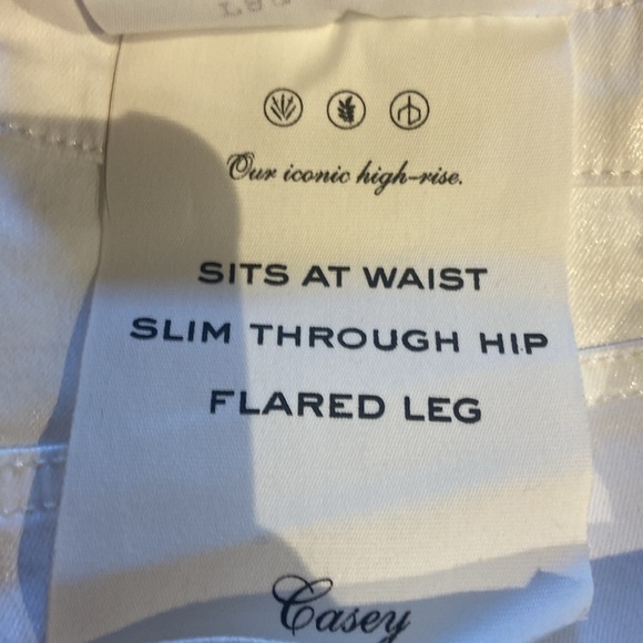 RAG & BONE Casey Hight Rise Ankle Flare in Coated White Sz 32 NEW - Picture 6 of 6